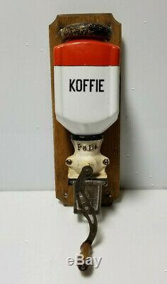 Vintage Coffee Grinder Wall Mount Koffie PeDe Red