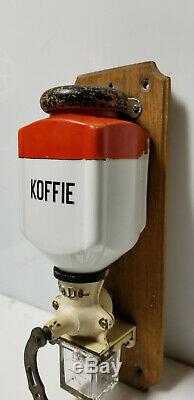 Vintage Coffee Grinder Wall Mount Koffie PeDe Red