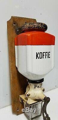 Vintage Coffee Grinder Wall Mount Koffie PeDe Red