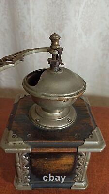 Vintage French coffee grinder 1930-40. France. Original. Work