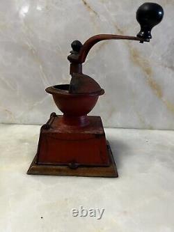 Vintage Grismold Grand Union Tea Co. Iron Coffee Grinder