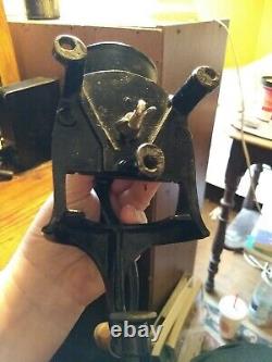 Vintage HUSQVARNA No. 2 Sweden CI Coffee Grinder Mill Machine table top clamp