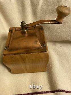 Vintage Made in Holland DeVe DE VE Wooden Wood Coffee Spice GRINDER, Copper Top