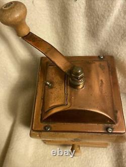 Vintage Made in Holland DeVe DE VE Wooden Wood Coffee Spice GRINDER, Copper Top