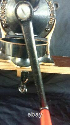 Vintage No. 3 Spong Cast Iron Coffee Mill / Grinder & Catch Cup