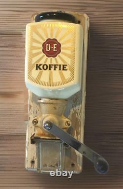 Vintage Zassenhaus Douwe Egberts Dutch Wall Coffee Mill Grinder Koffie DE Koffie