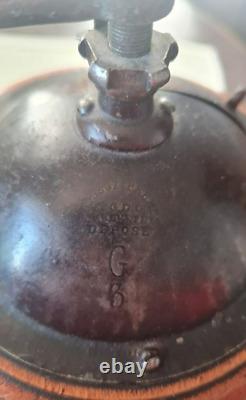 Vintage collectible Peugeot coffee grinder (144)