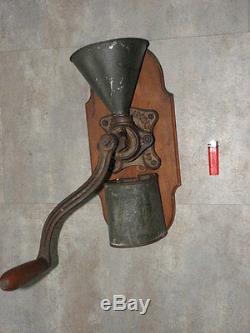 Wall big Coffee grinder antique mutzig crank Kaffee caffè century machine MILL